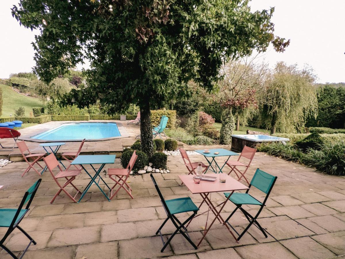 Au Bout De Mes Reves Bed & Breakfast Walcourt ภายนอก รูปภาพ