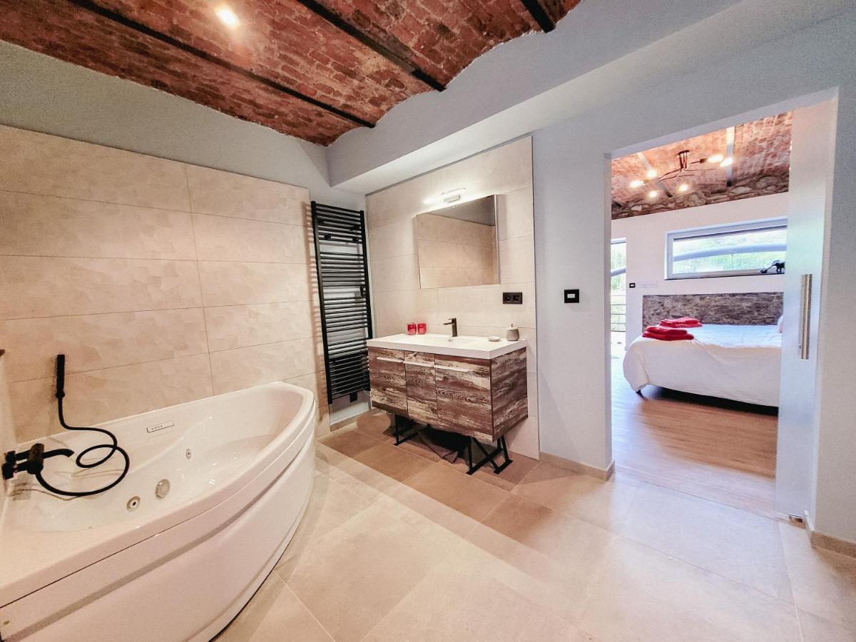 Au Bout De Mes Reves Bed & Breakfast Walcourt ภายนอก รูปภาพ