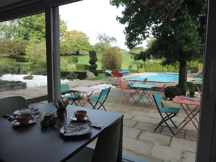 Au Bout De Mes Reves Bed & Breakfast Walcourt ภายนอก รูปภาพ