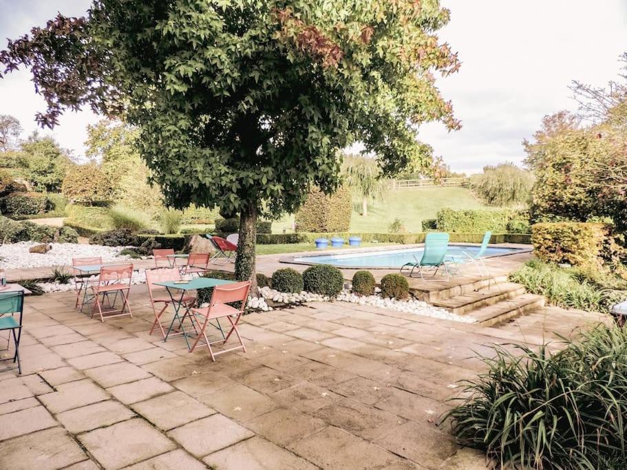 Au Bout De Mes Reves Bed & Breakfast Walcourt ภายนอก รูปภาพ