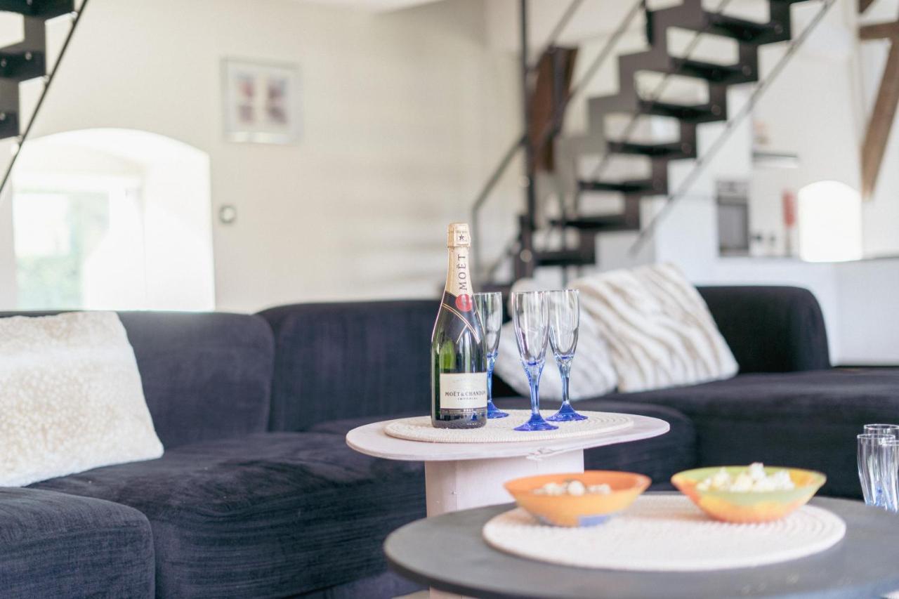 Au Bout De Mes Reves Bed & Breakfast Walcourt ภายนอก รูปภาพ