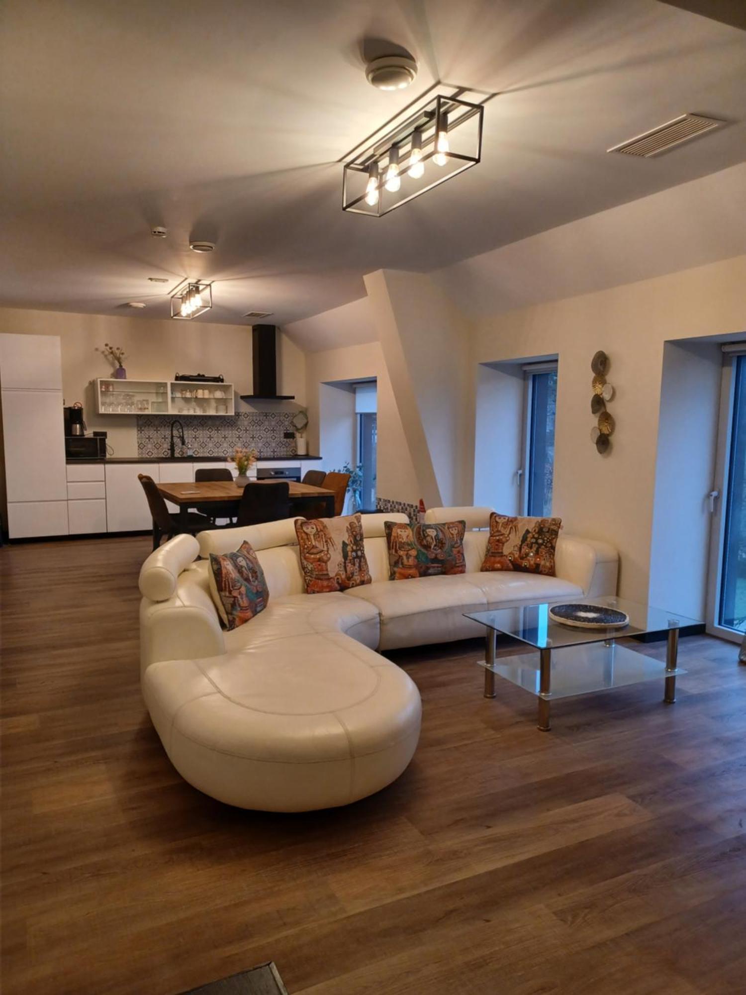 Au Bout De Mes Reves Bed & Breakfast Walcourt ภายนอก รูปภาพ